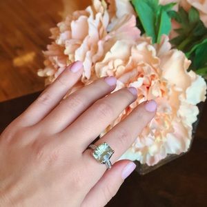 14k White Gold Ring, Green Quartz & Diamond Ring